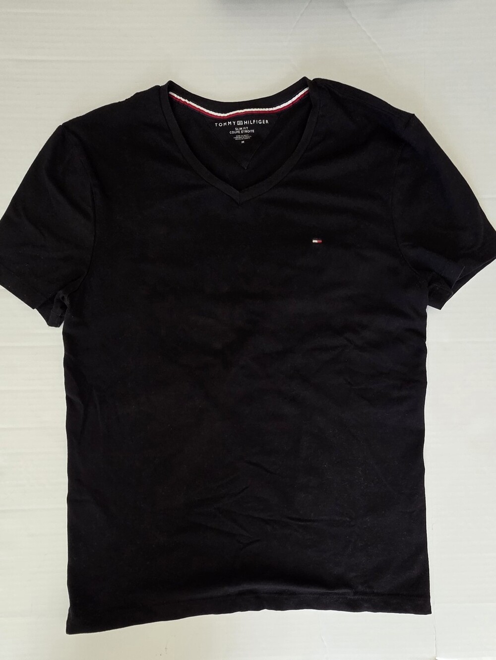 Tommy Hilfiger men's solid black V-neck t-shirt slim-fit cotton Normcore Preppy